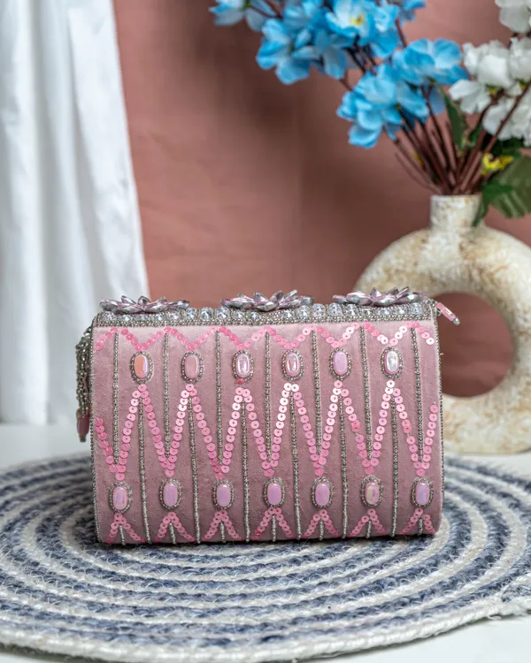 Lunara_Bloom_Crystal_Bag